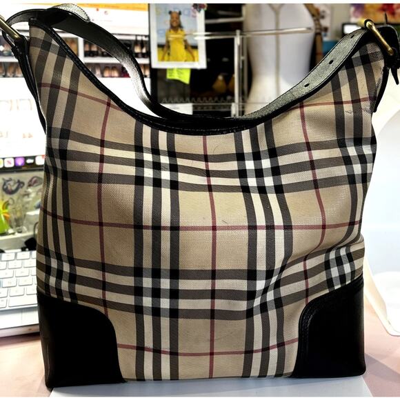 BURBERRY London Vintage Nova Check Coated Canvas Large Shoulder Bag - Picture 6 of 14